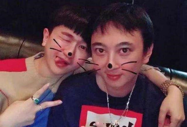 但张大大的家世具体怎么样,都是坊间的一些猜测,没有什么真凭实据.