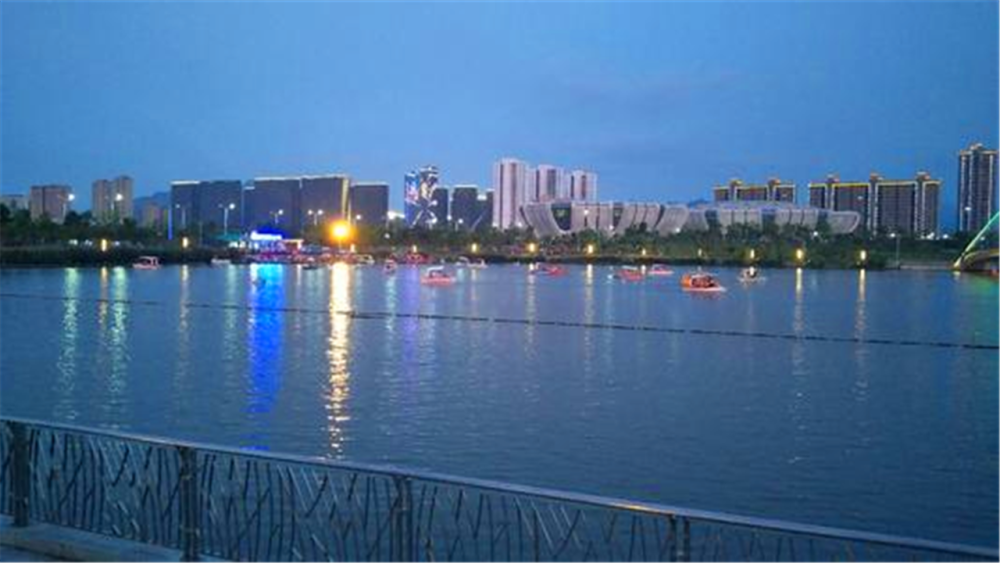 2018年全国县按经济总量_2019年全国存款总量图(2)