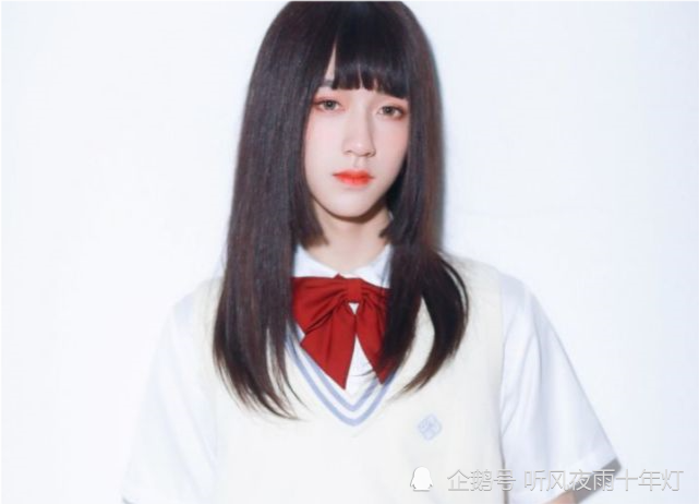 时代少年团贺峻霖穿着女装的扮相,让所有人都惊叹这颜值太高了吧!