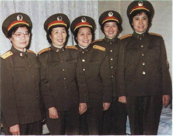 1988年授衔,有5位女性被授少将军衔,她们都是谁?都担任何职?