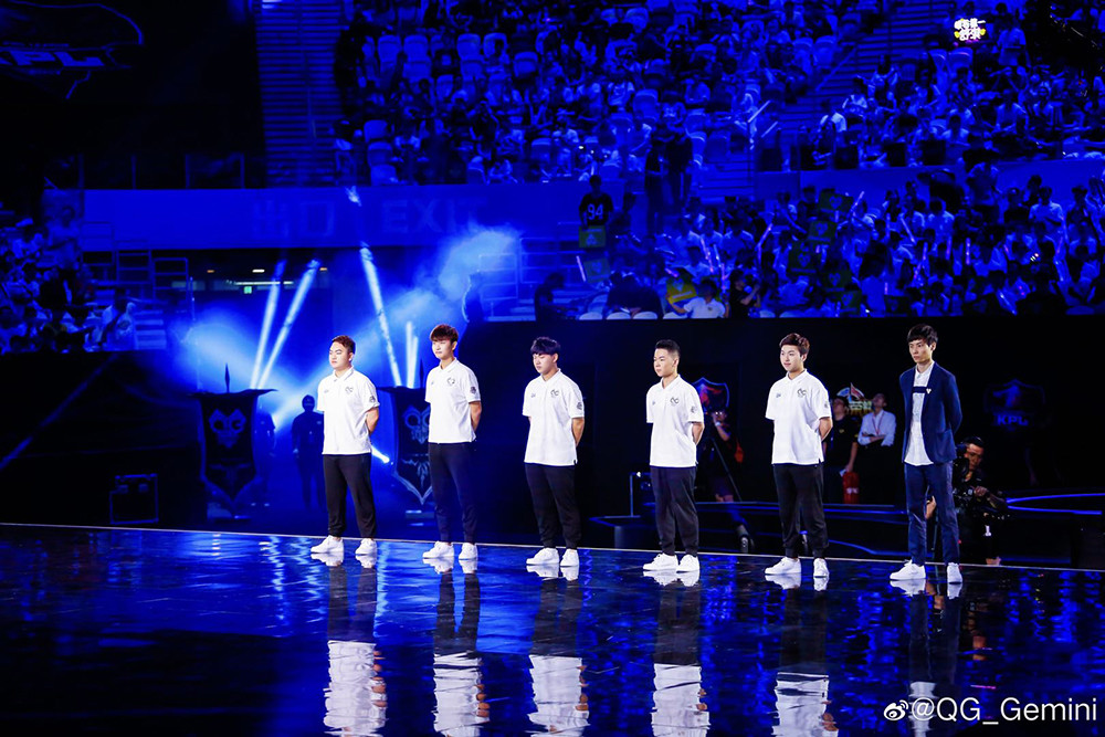 峡谷里的荣耀与忧伤：电竞少年之青春残酷物语