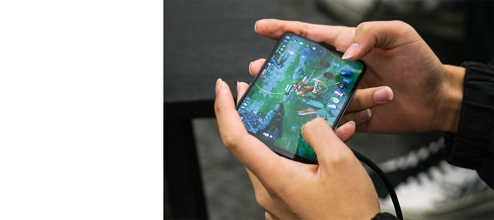 峡谷里的荣耀与忧伤：电竞少年之青春残酷物语