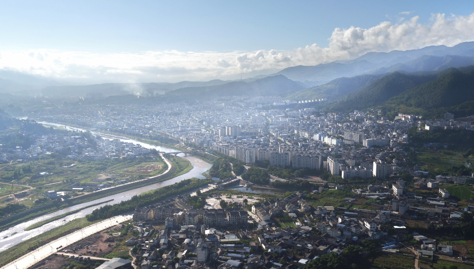 自启动"美丽县城"建设工作以来,景东县委,县政府坚持以人民为中心的