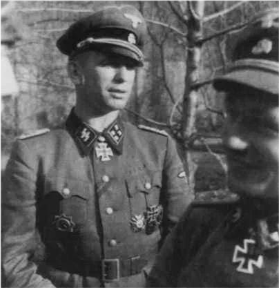 德国国防军在前线浴血奋战,纳粹党卫军却已在秘密组织