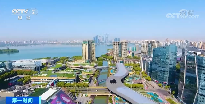 我国三季度经济总量_我国经济gdp总量图