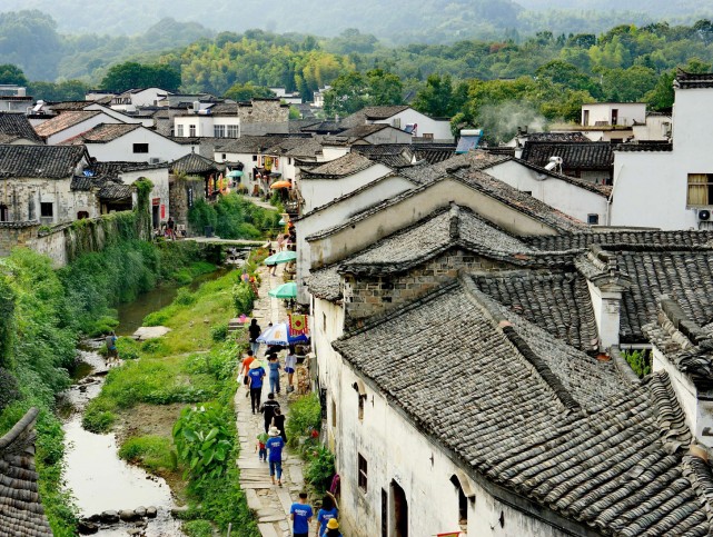 安徽隐藏一个千年古镇,号称国内最大明清古建筑群,却少有人知