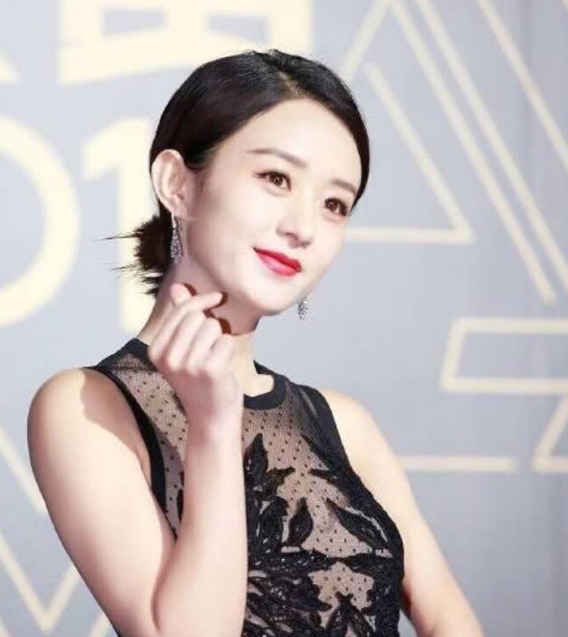 赵丽颖比心易烊千玺比心郑爽比心看到赵露思比心我承认我手残