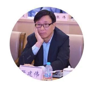 诗人简介张建伟,诗人,学者,清华大学法学院教授,博士生导师.