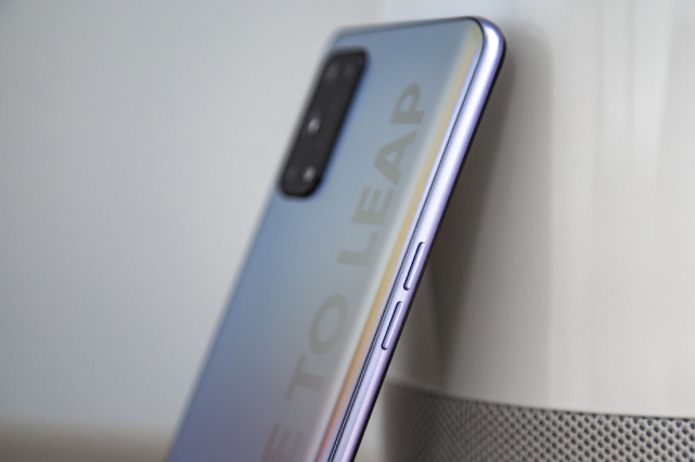 realme x7 pro对决红米 k30s,到底谁更出彩?