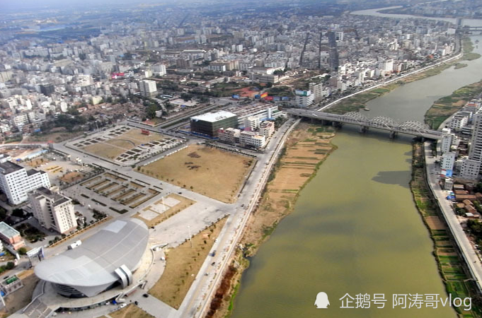 化州市人口有多少_化州市第一中学图片(2)