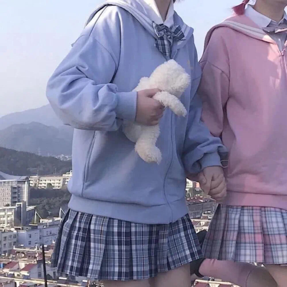 仙女系·不露脸女生头像:如果生活很苦的话,要不要搬进我甜甜的心里