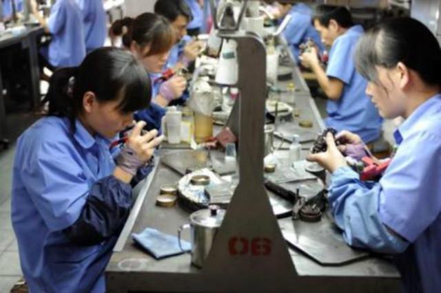 为什么中国的工厂会安排职工上夜班