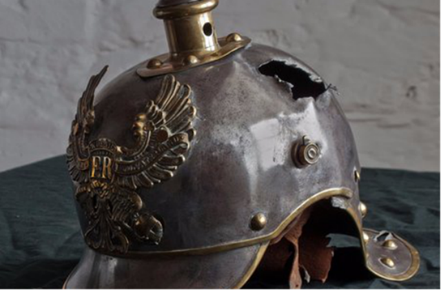英,法,德在一战时期的钢盔竞赛,法国头盔的突出物其实