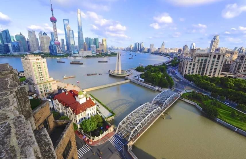深圳在亚洲城市经济总量排名_深圳城市图片(3)