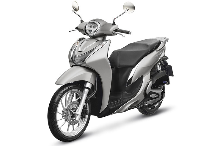 经典大轮踏板摩托本田sh125发布2021款配置提升不少