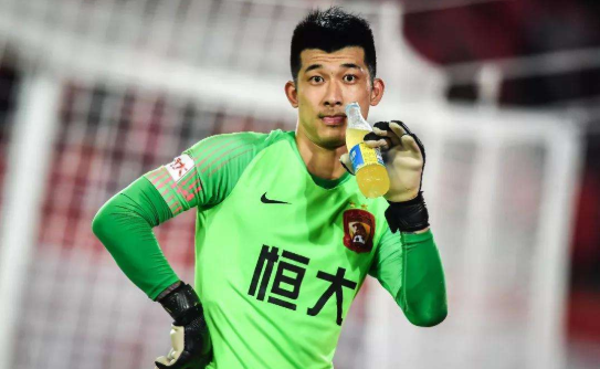 大连阿尔滨中超首任主帅张外龙