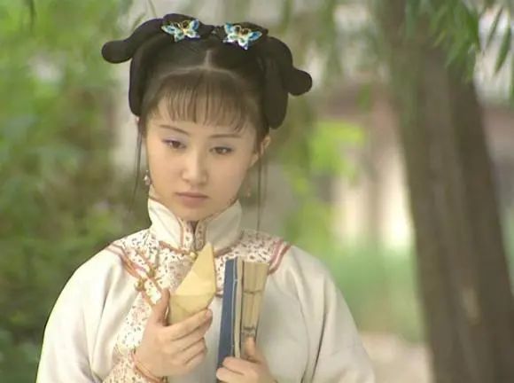 舒畅疑似生子,晒照暴露家里的婴儿床,两年前曾被传已结婚