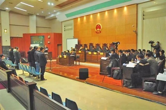北京无为两地实施犯罪,张绍福等31人涉黑案公开庭审