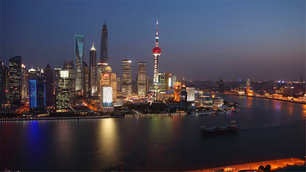 北上广深谁的经济总量最好_北上广深图片(2)