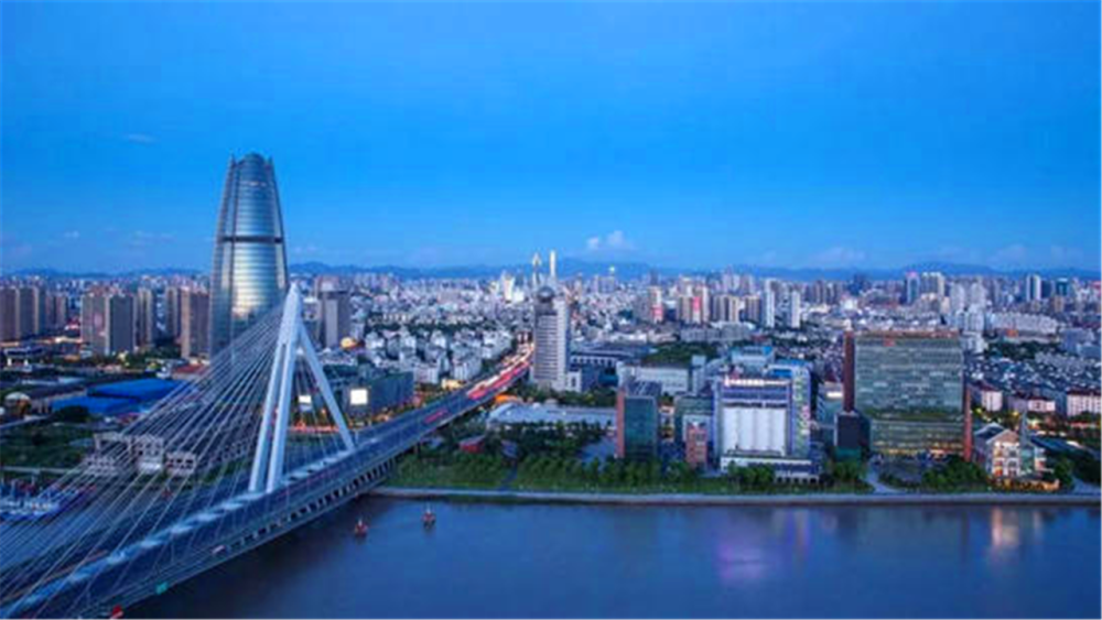 2020全国长沙gdp官方公布_长沙湘雅公布图