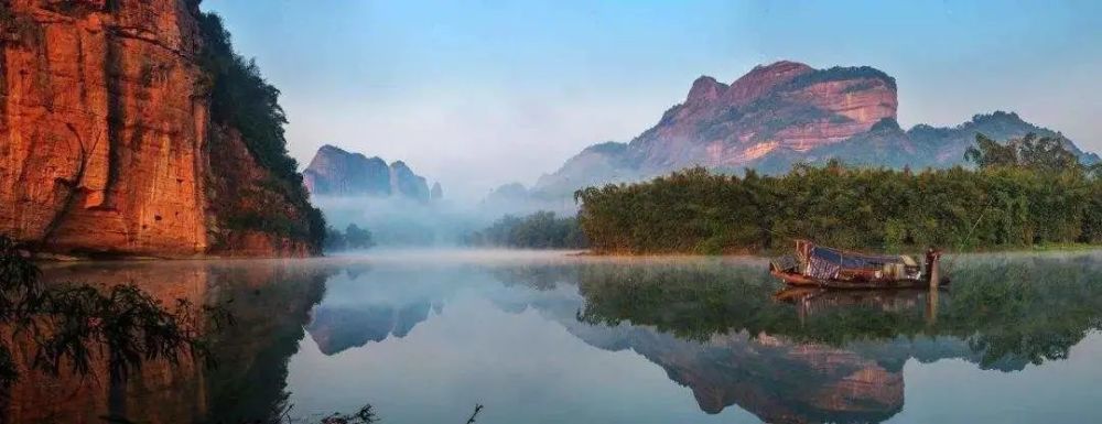 地址:广东省韶关市仁化县丹霞山景区