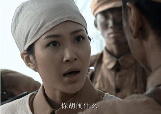 新亮剑团长喷发胶忍了,护士穿紧身衣忍了,最后这个实在忍不了