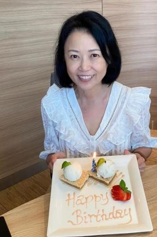 减重10公斤 2新剧演老妇 新加坡演员向云仍当不了"美女"