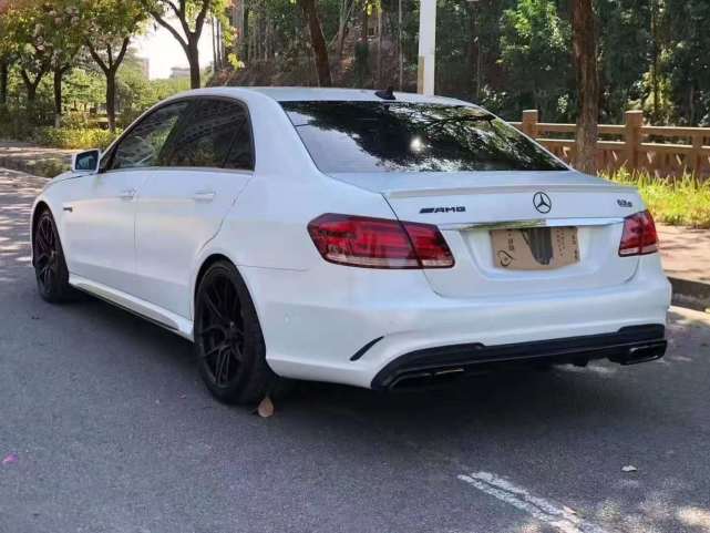 15年款奔驰e63 amg/新款发?机动?白色米白内