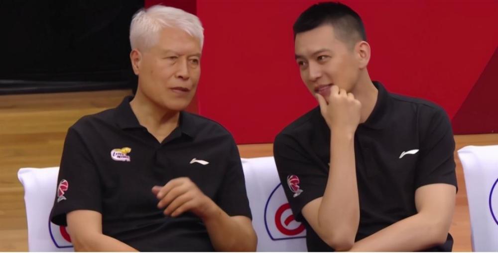 杨鸣结婚7年感情稳定,更是好奶爸,曾冒巨大风险让辽篮