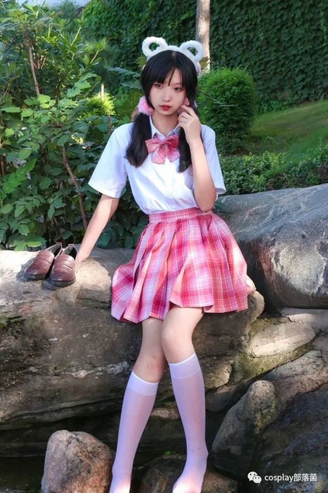 jk少女:双马尾白丝,这也太可了吧