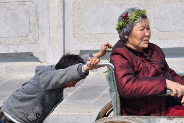 老总管管孩子_孩子图片可爱(3)