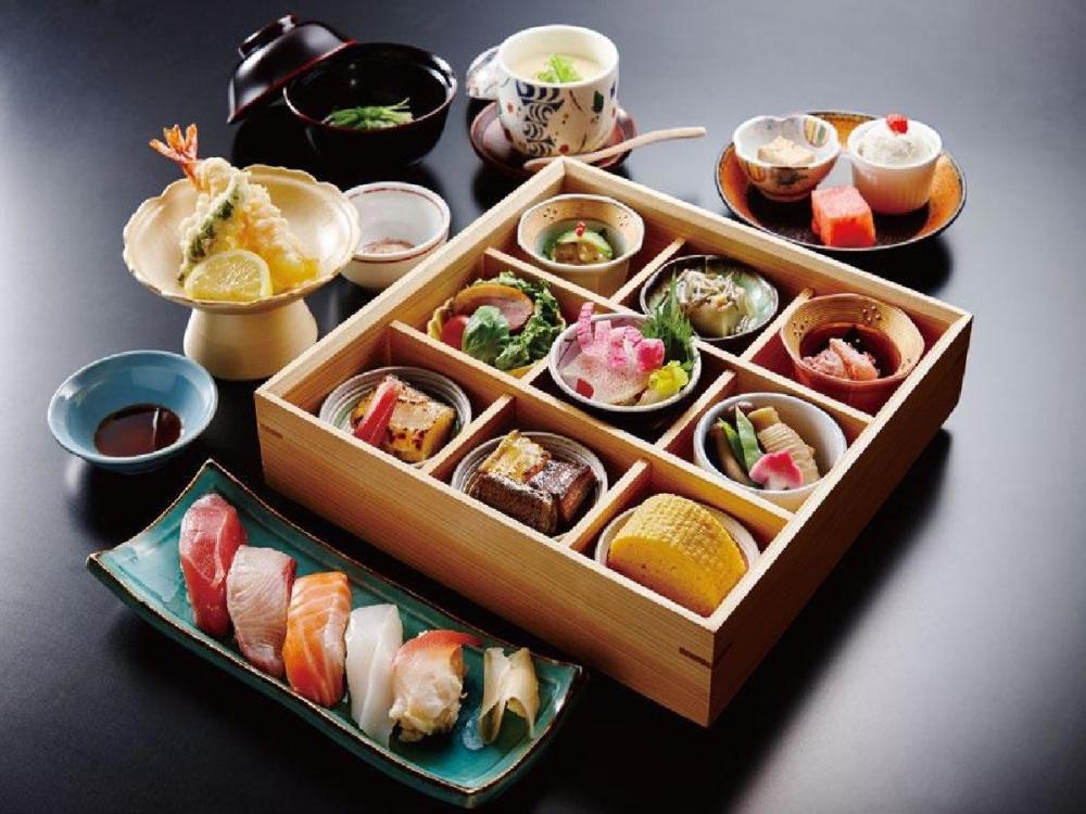 日本饮食文化专家,娓娓道出"和食料理"的美味与智慧!
