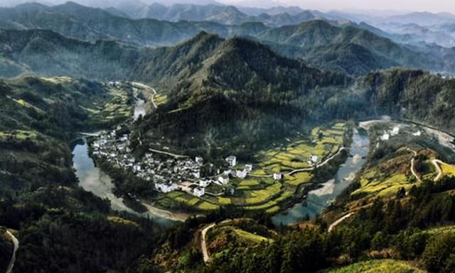 黄山的gdp给了谁_登黄山喜看日出,访徽州漫走村落 2 黄山游记(3)