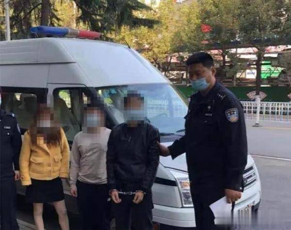 鄂州葛店警方抓获三名涉黄人员