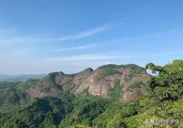 探访广西最美丹霞地貌.—麻垌白石山