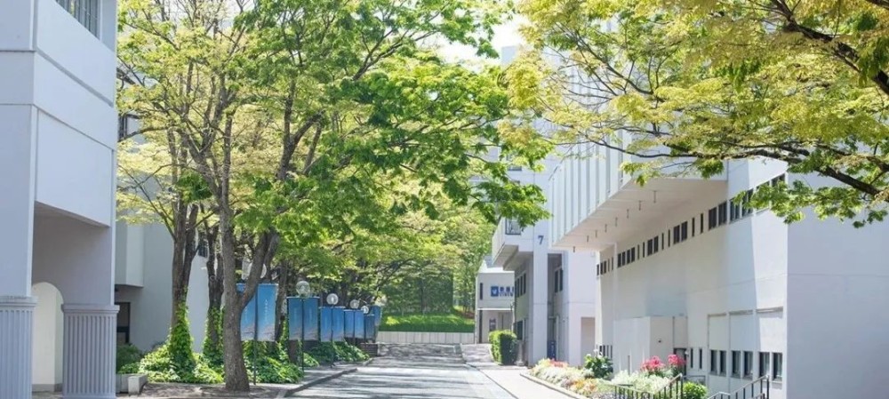 日本关西最大的艺术院校大阪艺术大学