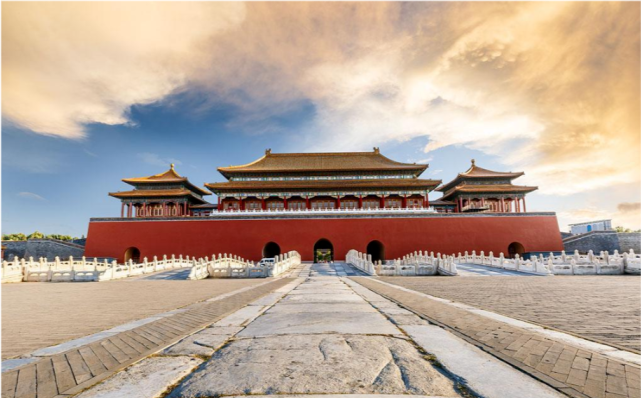 曾与北京南京齐名,建了比故宫还大的皇城却没用,现在只是一个县