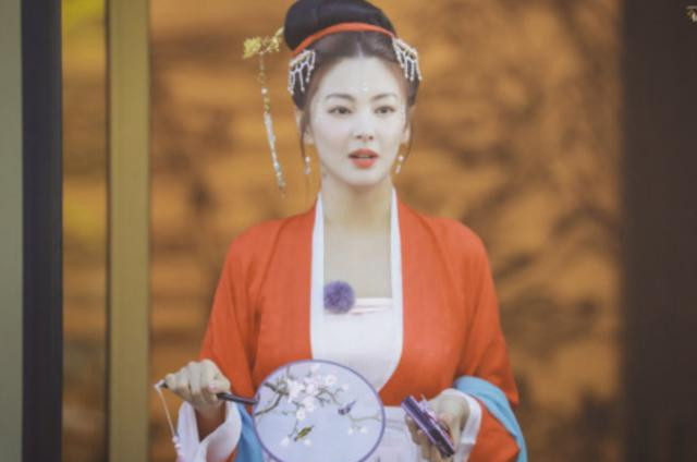《姐姐的爱乐之程》古装路透:张雨绮美艳,孟佳仙气,被