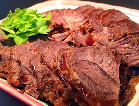 生牛肉42元一斤,"卤牛肉"32元一斤,肉贩说出真相,看完