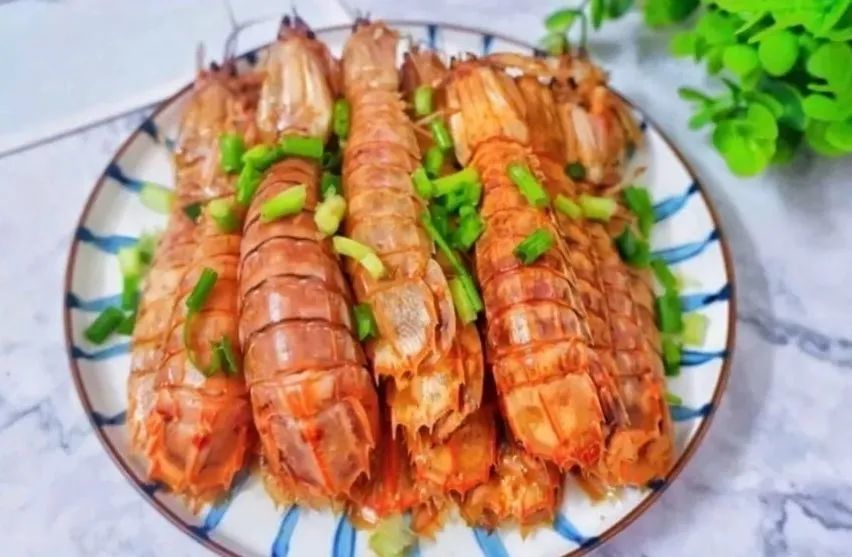 咖喱螃蟹椒盐皮皮虾油焖大虾3道海鲜的做法好吃到爆
