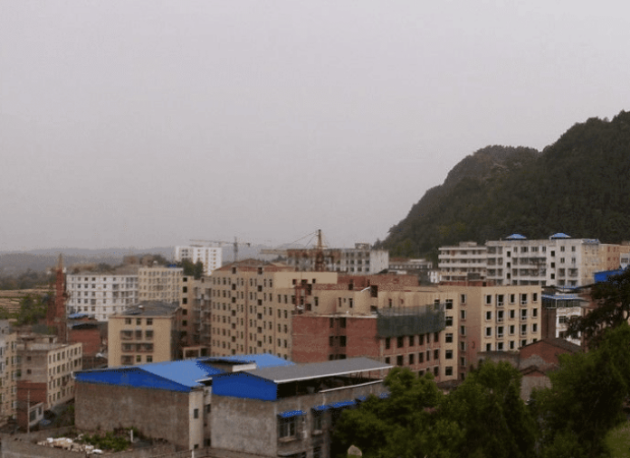 玉山镇人口有多少_北流隆盛镇有多少人口(3)