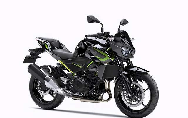 川崎z400,45马力,售价4.7万,堪称最亲民摩托!