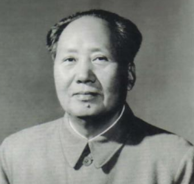 伟人为何生不游故宫,死不入八宝山?真实原因并非你们想的那样