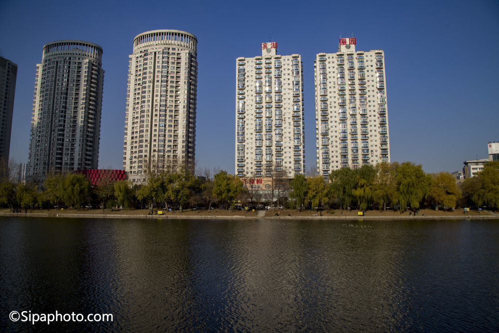 东三省为什么人口流失_十万个为什么手抄报