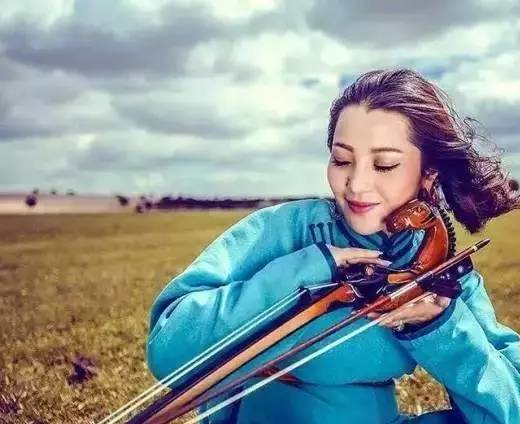 马头琴远古的爱曲谱_马头琴曲远古的梦简谱