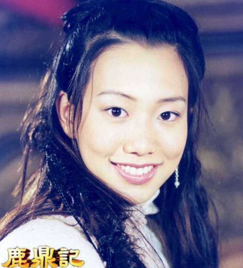 饰演双儿的吴辰君另一个最广为人知的角色就是《风云》里的孔慈了