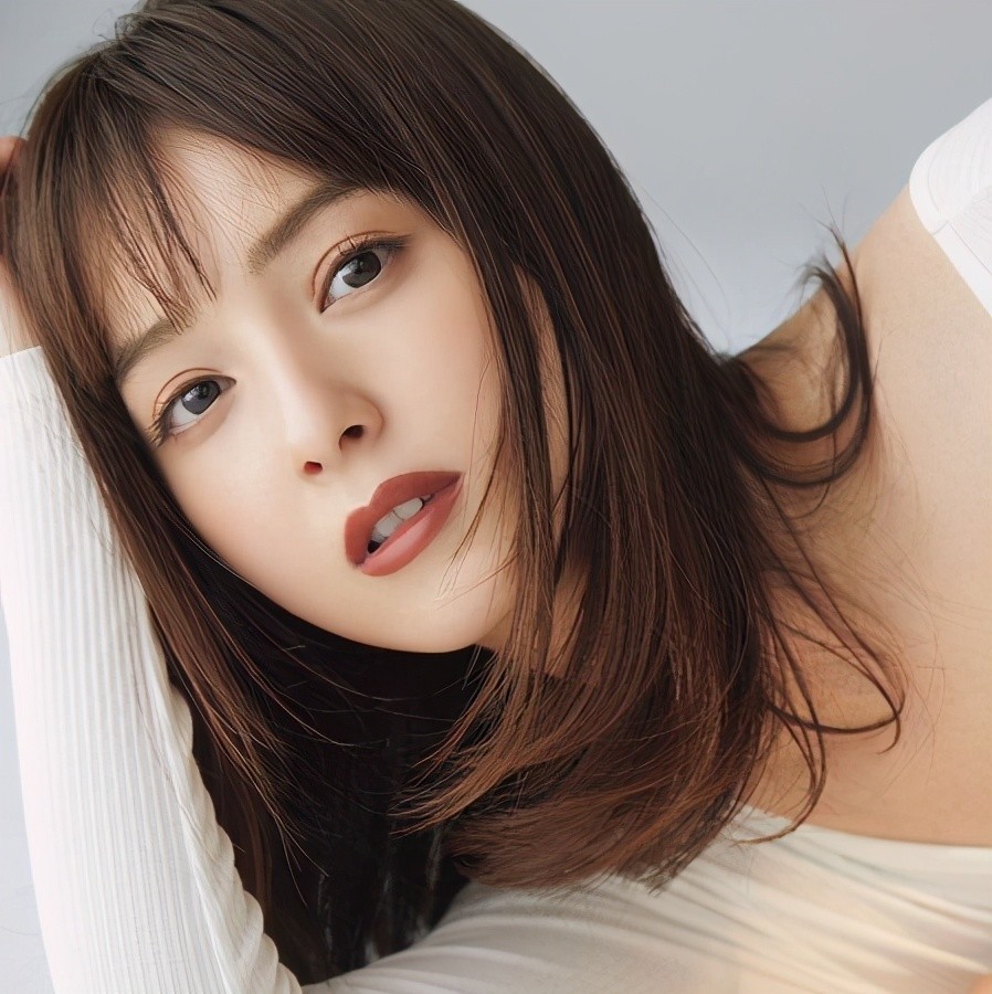 网揭异性缘超强4种面相 笑起来颧骨明显最好命!