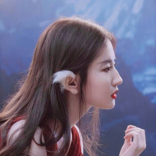 据说现在女生最爱用的头像就是刘亦菲,做梦都希望能有