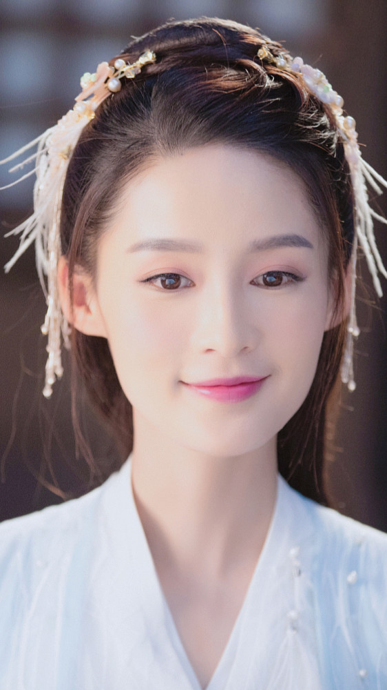 李沁angelababy 赵露思第10期古装壁纸