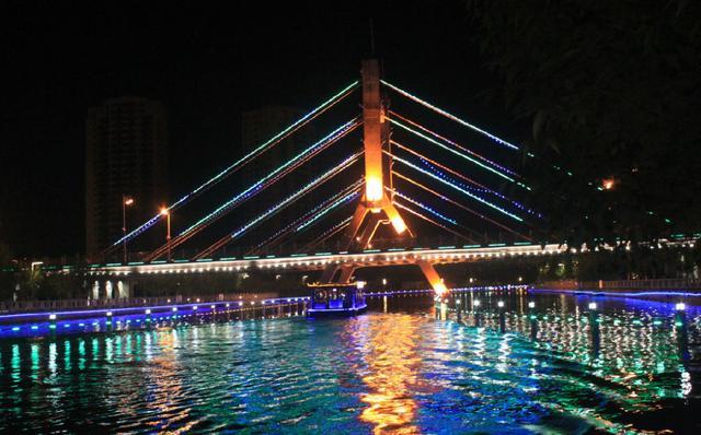 克拉玛依人平gdp_克拉玛依油田(3)